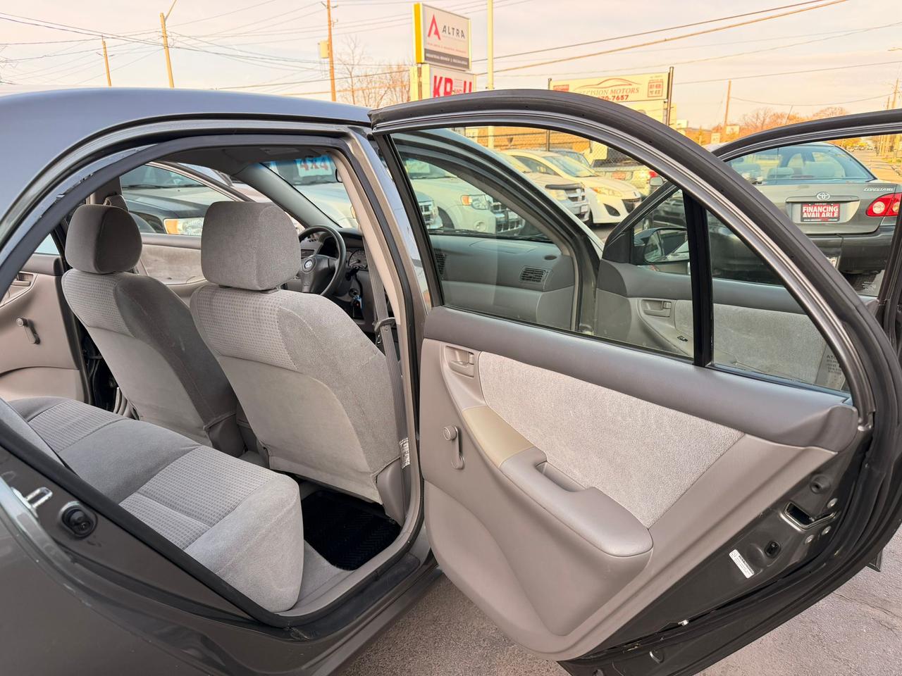 2006 Toyota Corolla CE Photo