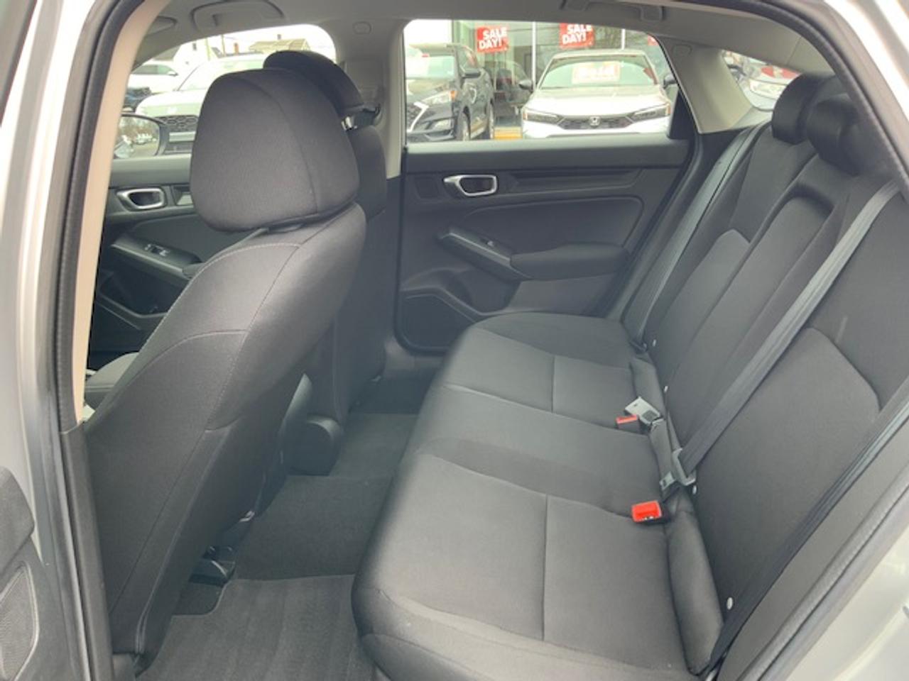 2023 Honda Civic SEDAN LX Photo