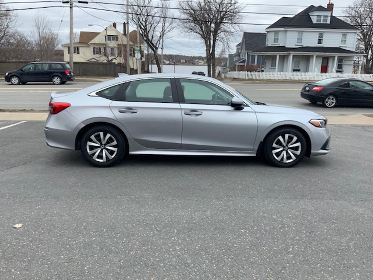 2023 Honda Civic SEDAN LX Photo4
