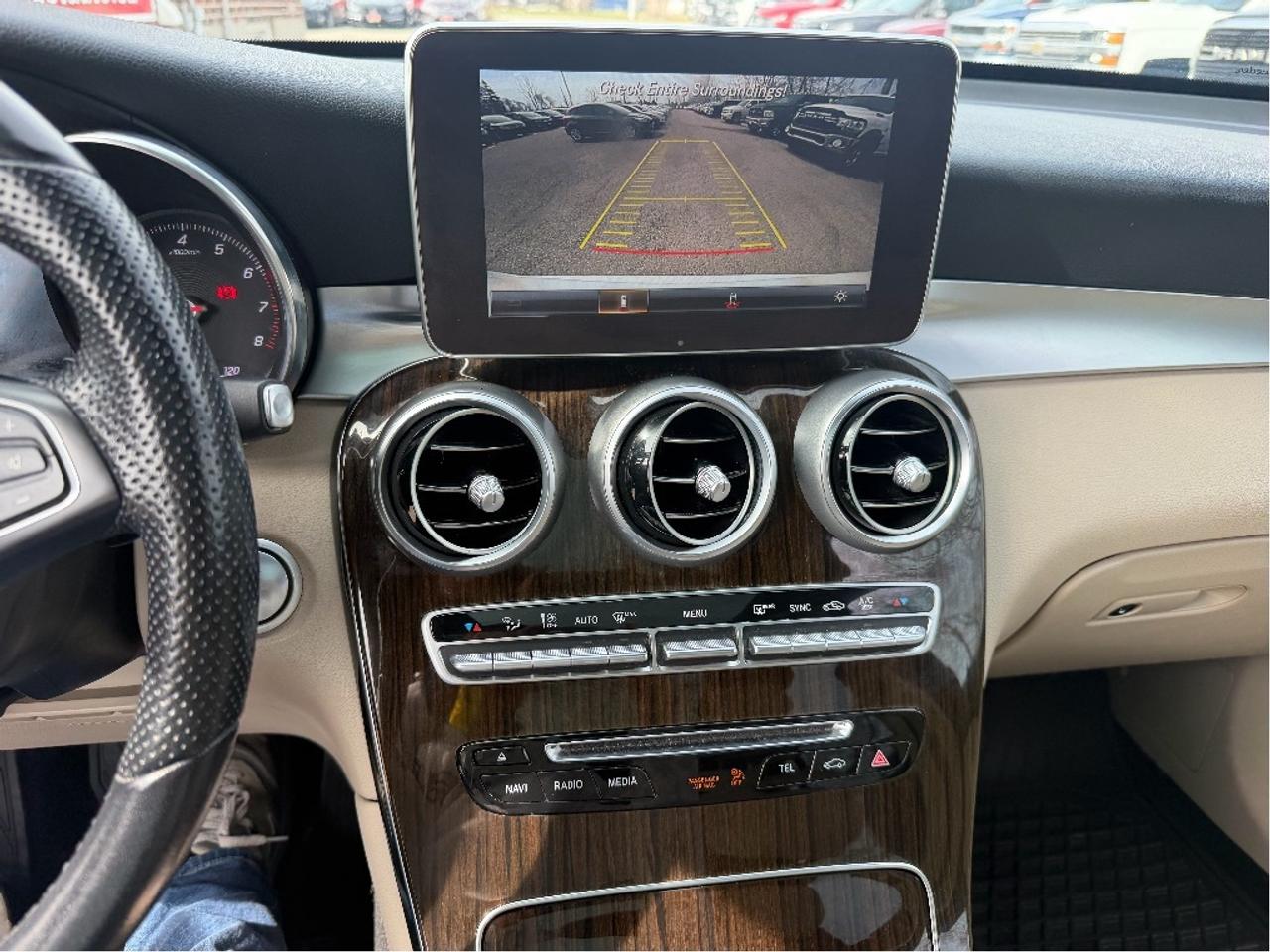 2019 Mercedes-Benz GLC 300 Clean CARFAX Photo