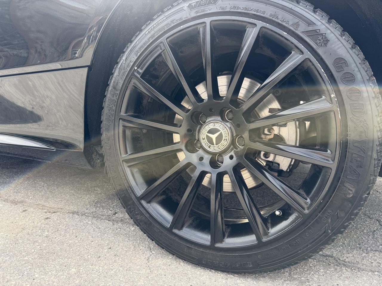 2018 Mercedes-Benz C-Class C 300 4MATIC Coupe Photo