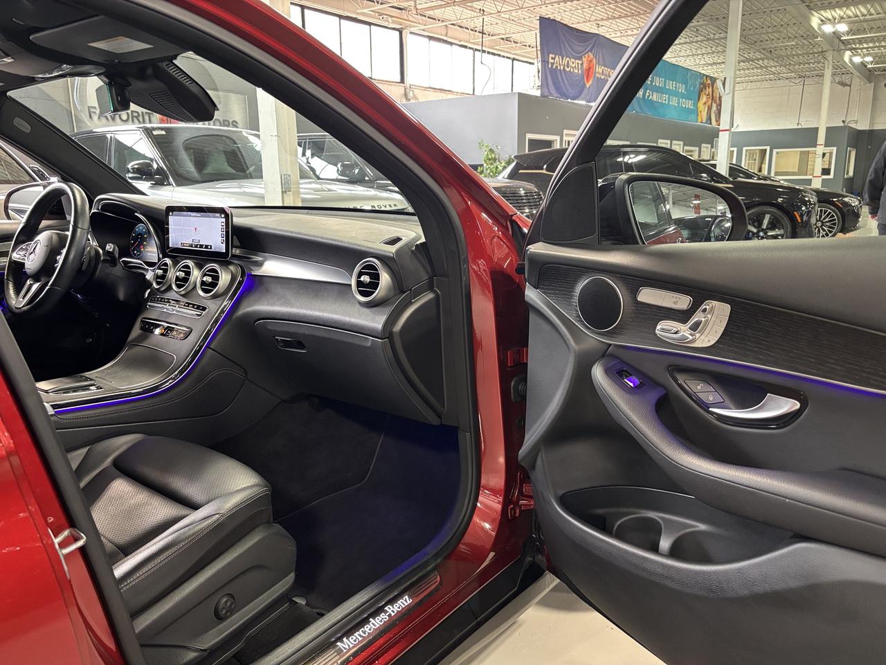 2021 Mercedes-Benz GLC GLC300|4MATIC|AMGPKG|NAV|HEADSUP|AMBIENT|WOOD|360| Photo