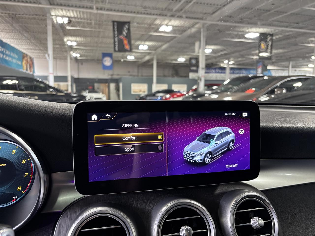 2021 Mercedes-Benz GLC GLC300|4MATIC|AMGPKG|NAV|HEADSUP|AMBIENT|WOOD|360| Photo