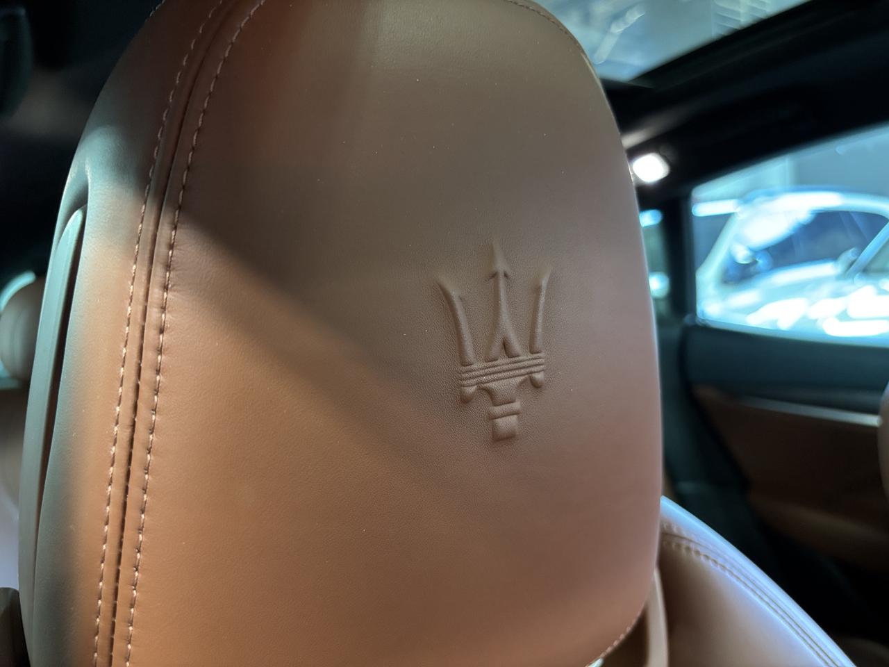 2017 Maserati Levante S AWD|NAV|WOOD|CARAMELSEATS|PANOROOF|360CAM|+++ Photo