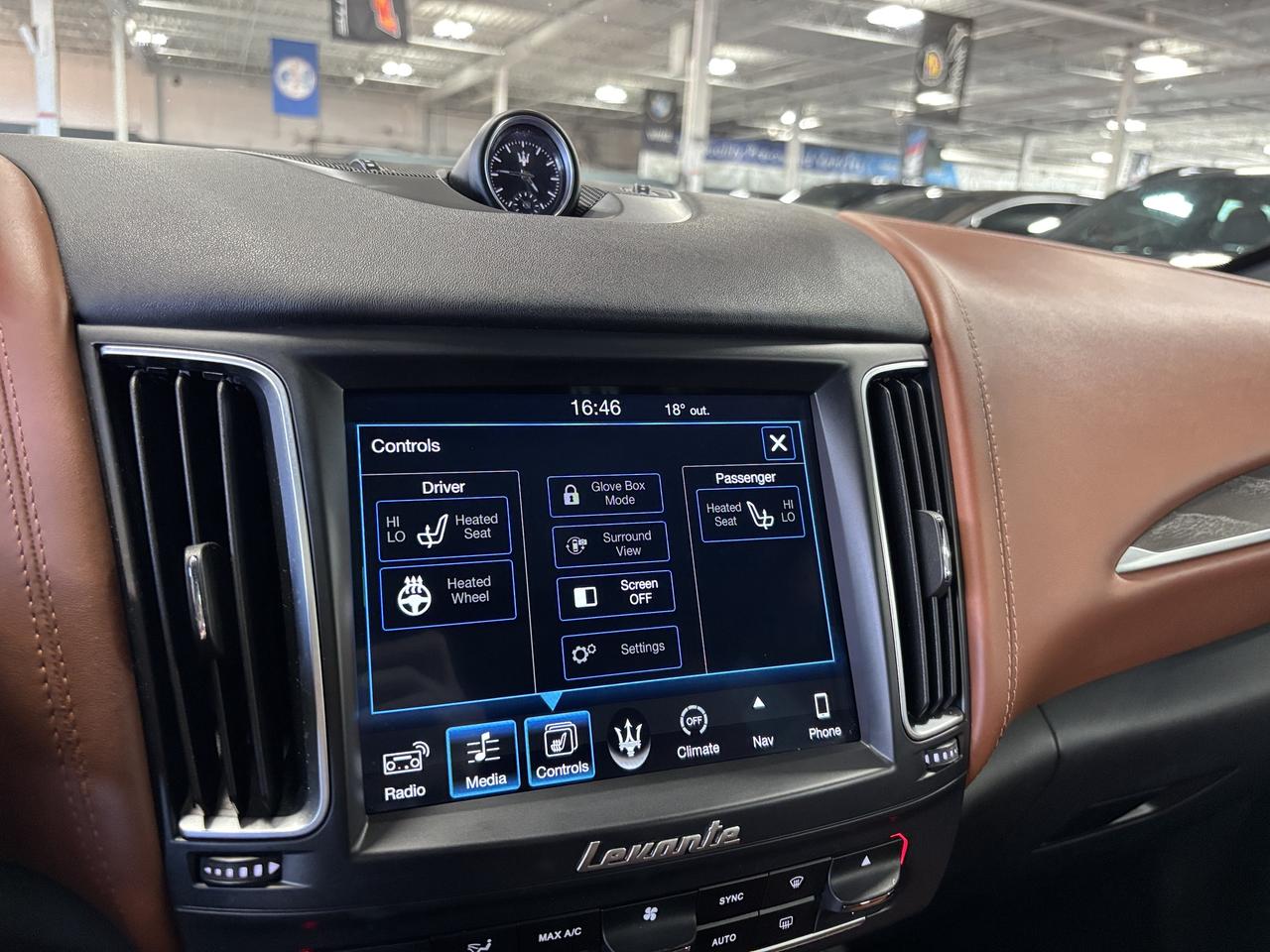 2017 Maserati Levante S AWD|NAV|WOOD|CARAMELSEATS|PANOROOF|360CAM|+++ Photo