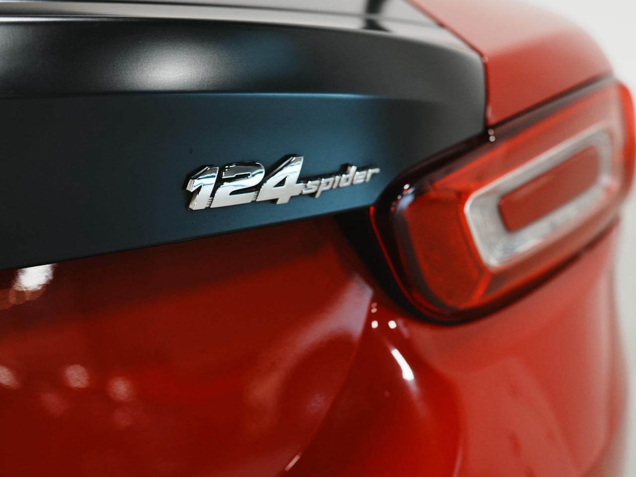 2017 Fiat 124 Spider ABARTH | CONVERTIBLE | NAV Photo