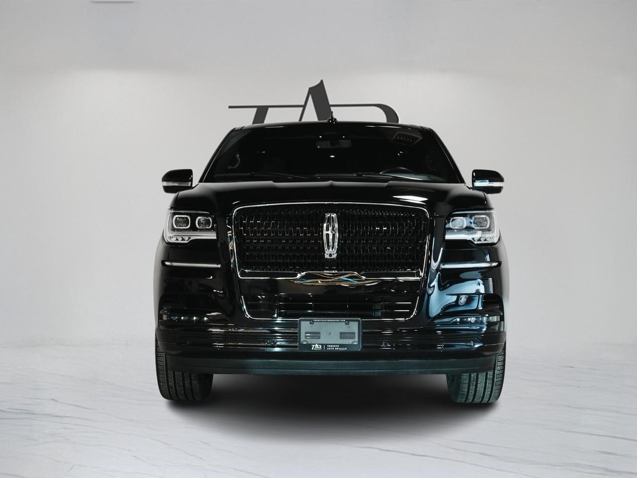 2022 Lincoln Navigator RESERVE | MCHROME PKG | 7 PASS | PANO | 22 IN Photo3