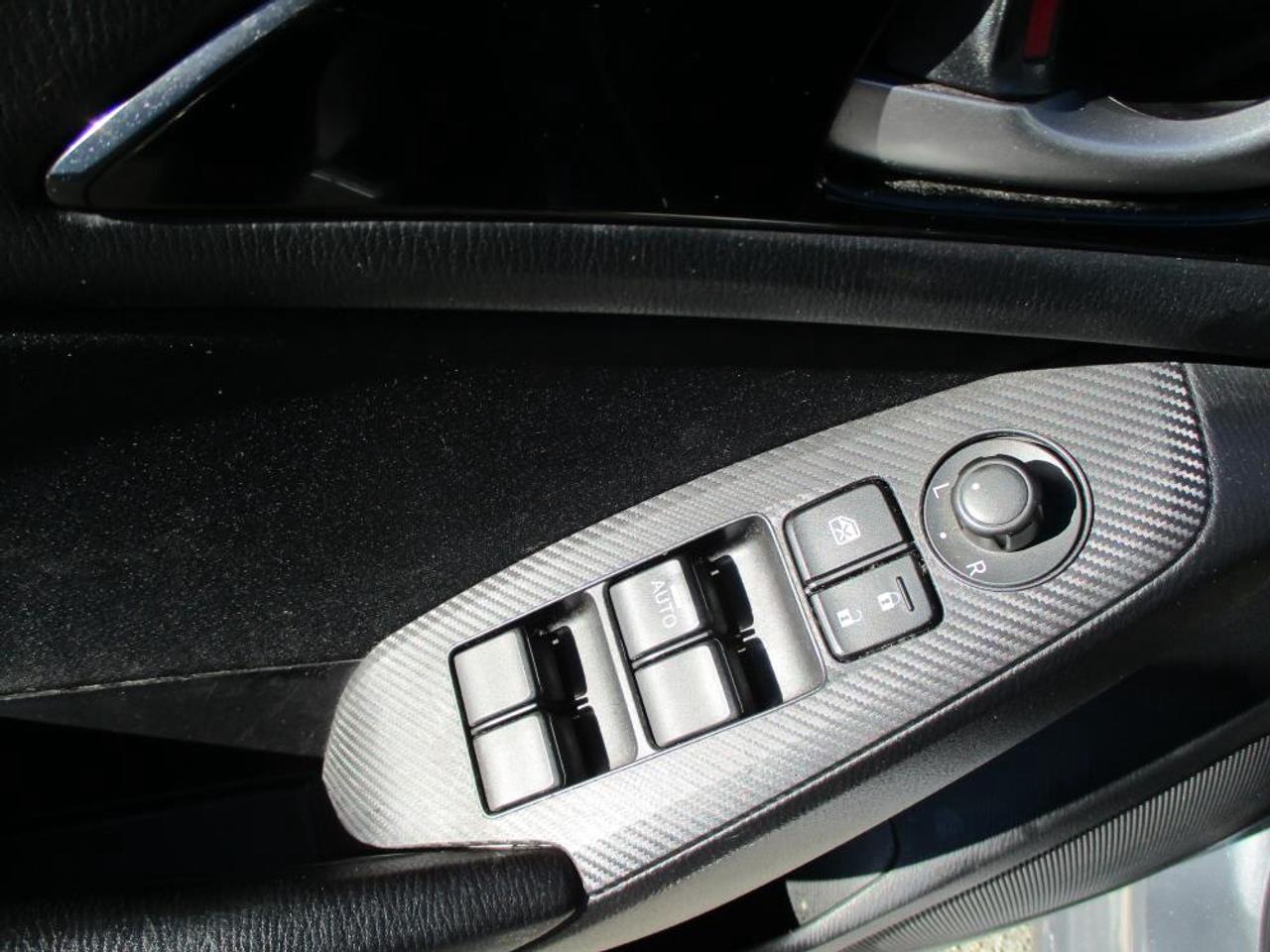 2014 Mazda MAZDA3 GS SkyActiv Sedan - Photo #9