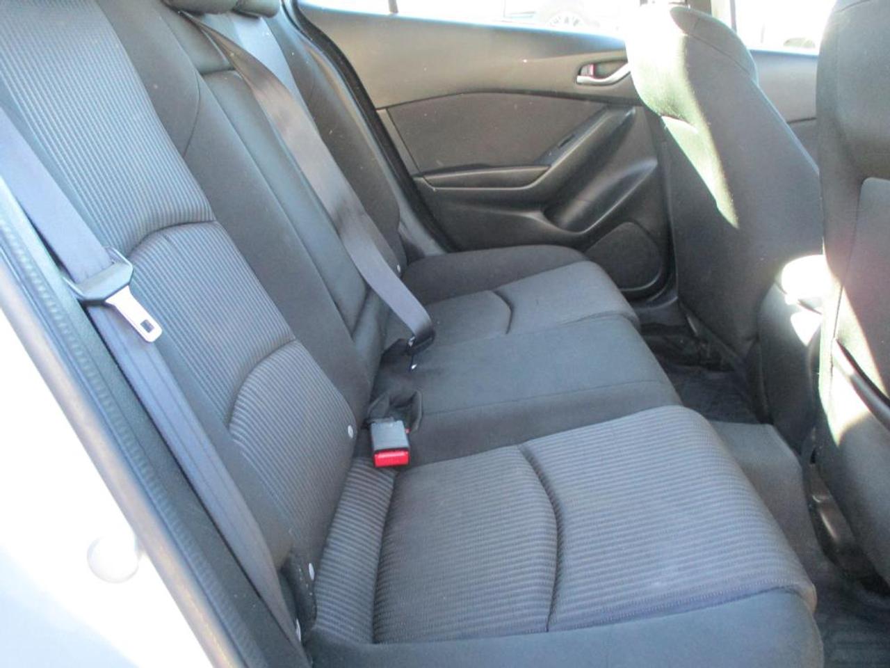 2014 Mazda MAZDA3 GS SkyActiv Sedan - Photo #12