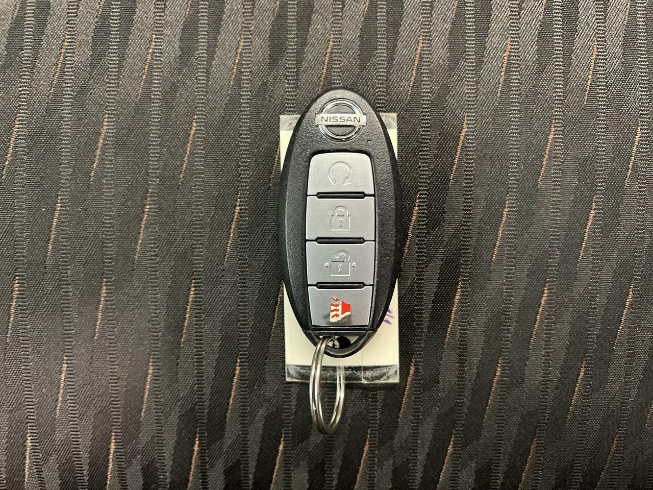 2019 Nissan Rogue SV AWD | HTD SEATS | CARPLAY | REMOTE START | A/C Photo