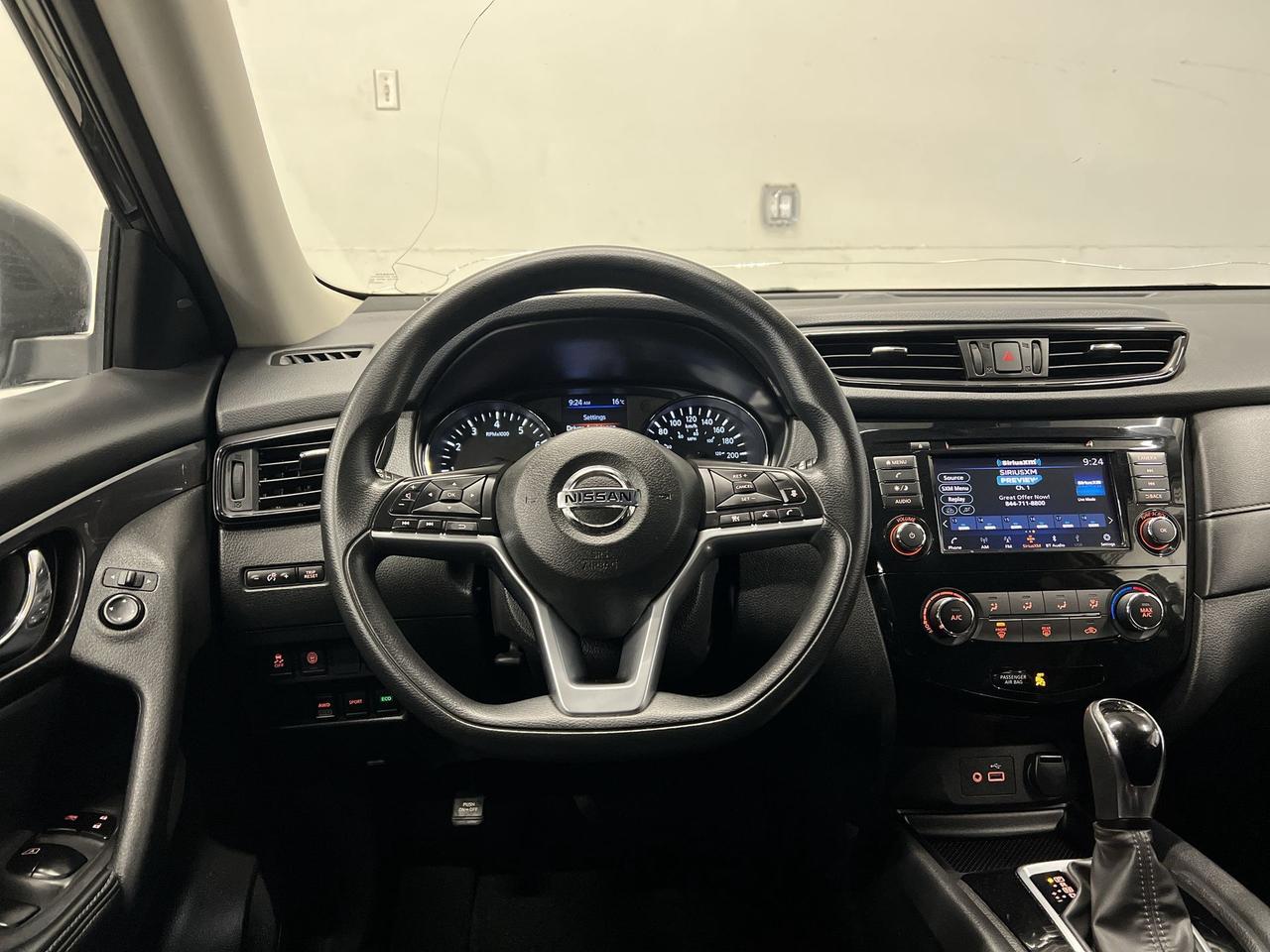 2019 Nissan Rogue SV AWD | HTD SEATS | CARPLAY | REMOTE START | A/C Photo