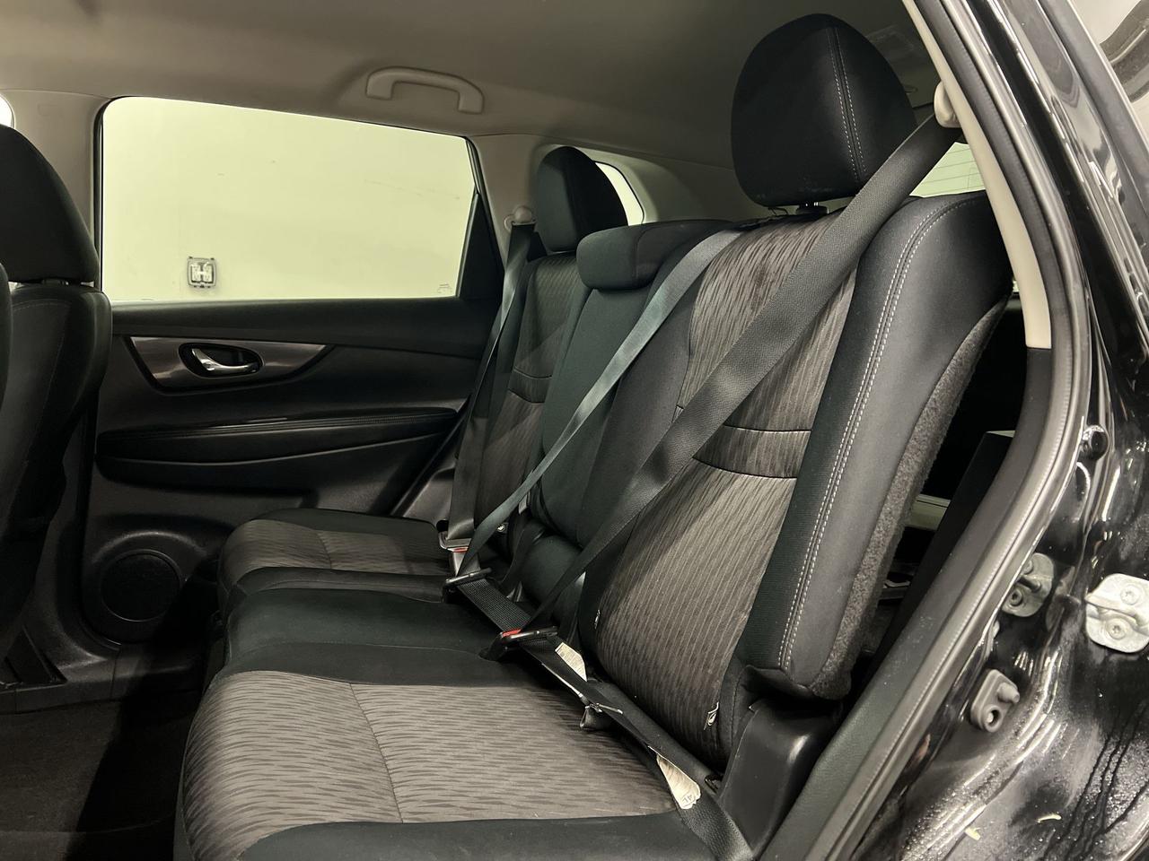 2019 Nissan Rogue SV AWD | HTD SEATS | CARPLAY | REMOTE START | A/C Photo