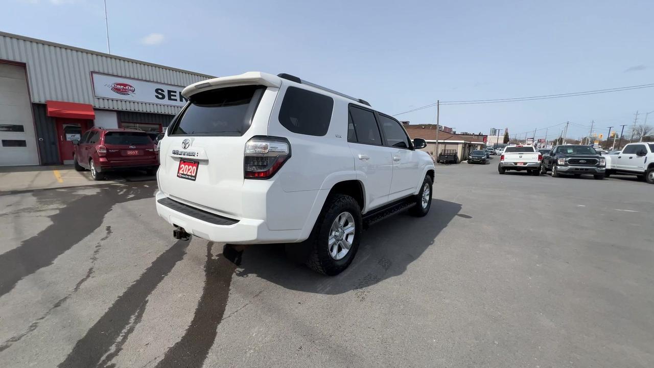 2020 Toyota 4Runner 4X4 | 7-PASS | HTD LEATHER | SUNROOF | CARPLAY Photo