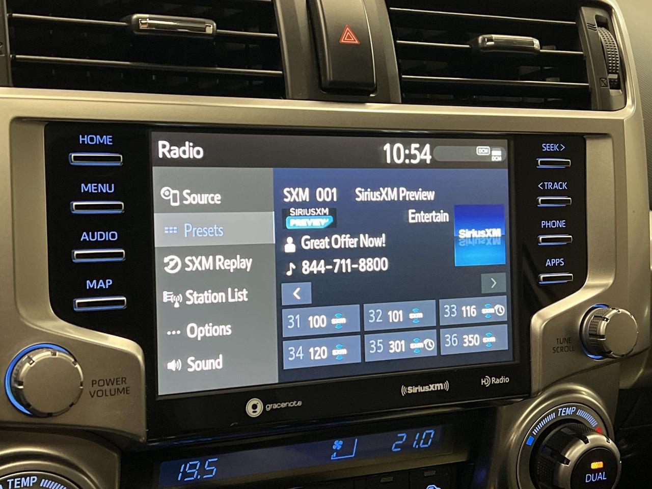 2020 Toyota 4Runner 4X4 | 7-PASS | HTD LEATHER | SUNROOF | CARPLAY Photo