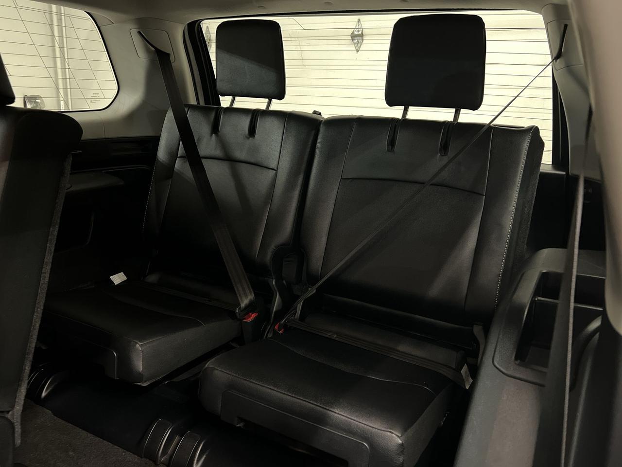 2020 Toyota 4Runner 4X4 | 7-PASS | HTD LEATHER | SUNROOF | CARPLAY Photo