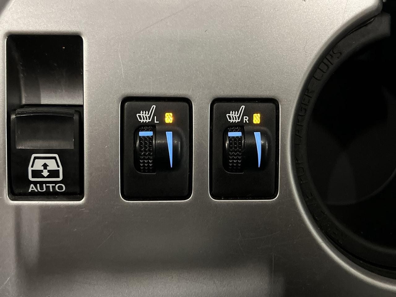 2020 Toyota 4Runner 4X4 | 7-PASS | HTD LEATHER | SUNROOF | CARPLAY Photo