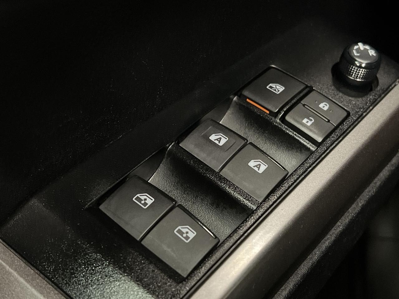 2023 Toyota Tacoma TRAIL 4X4 | DBL CAB |HTD SEATS | CARPLAY | TONNEAU Photo