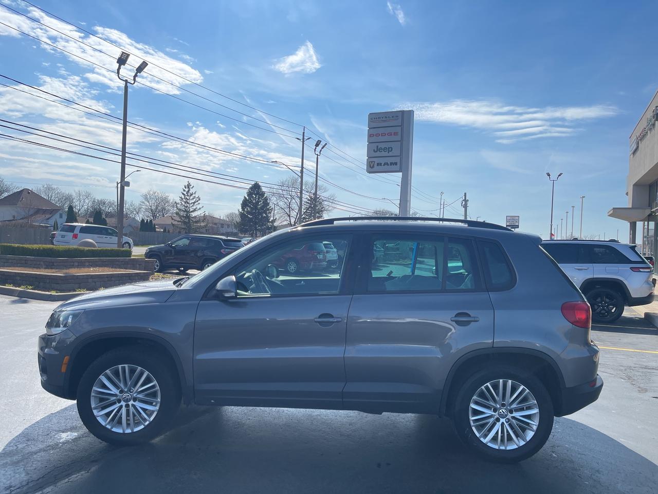 2016 Volkswagen Tiguan AS IS Photo