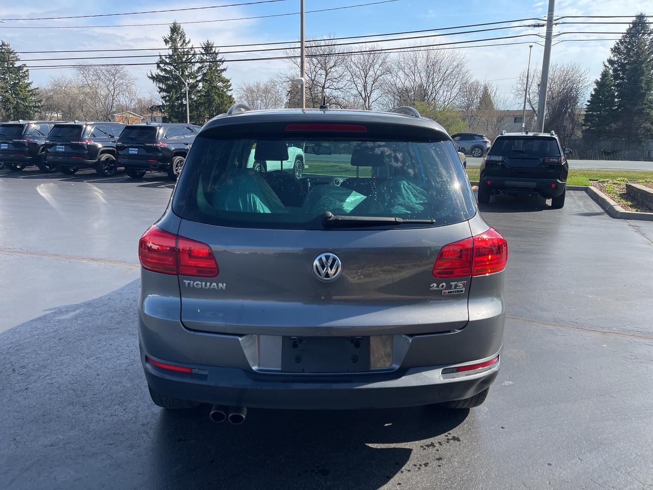 2016 Volkswagen Tiguan AS IS Photo