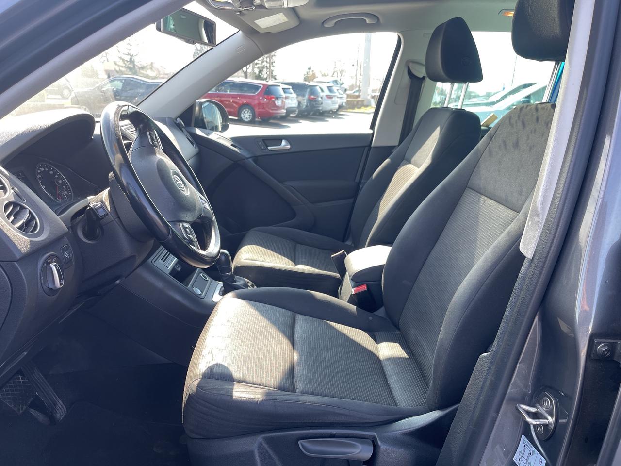 2016 Volkswagen Tiguan AS IS Photo