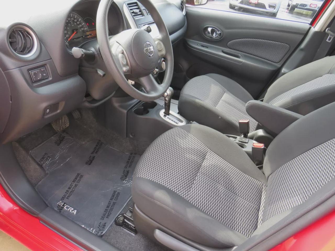 2015 Nissan Micra S Photo
