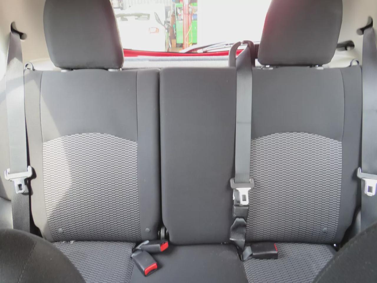 2015 Nissan Micra S Photo