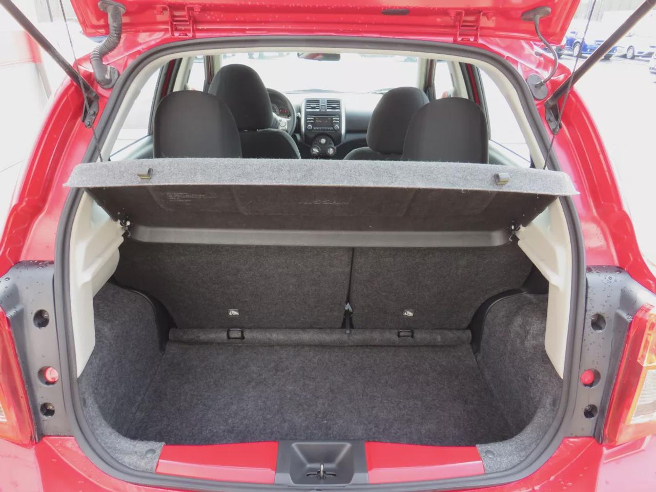 2015 Nissan Micra S Photo