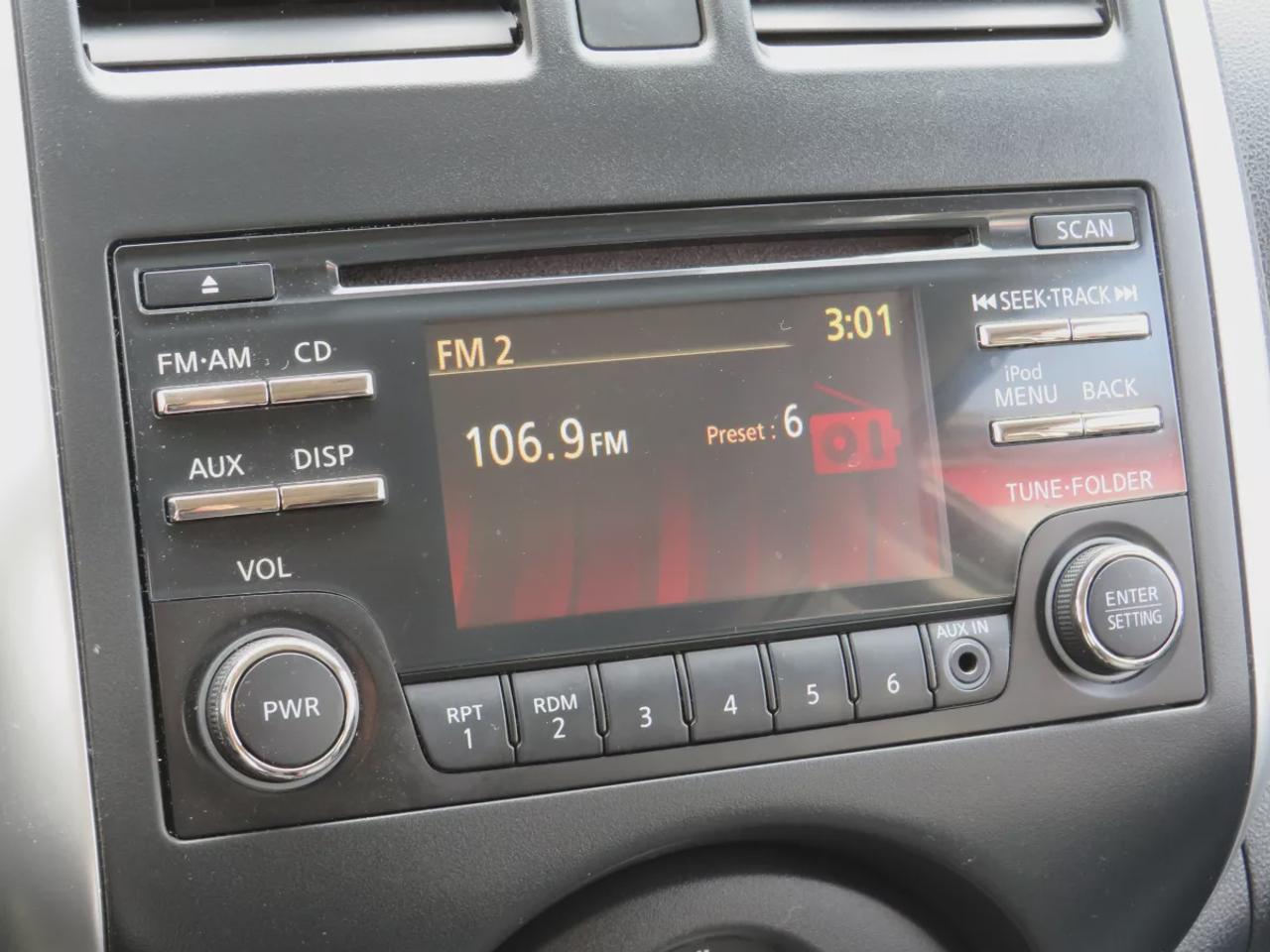 2015 Nissan Micra S Photo