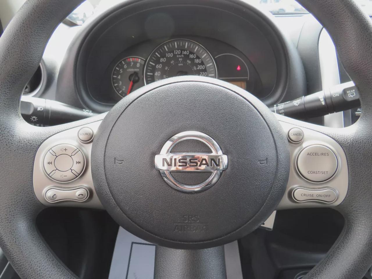 2015 Nissan Micra S Photo