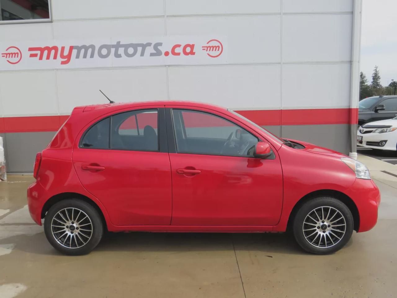 2015 Nissan Micra S Photo