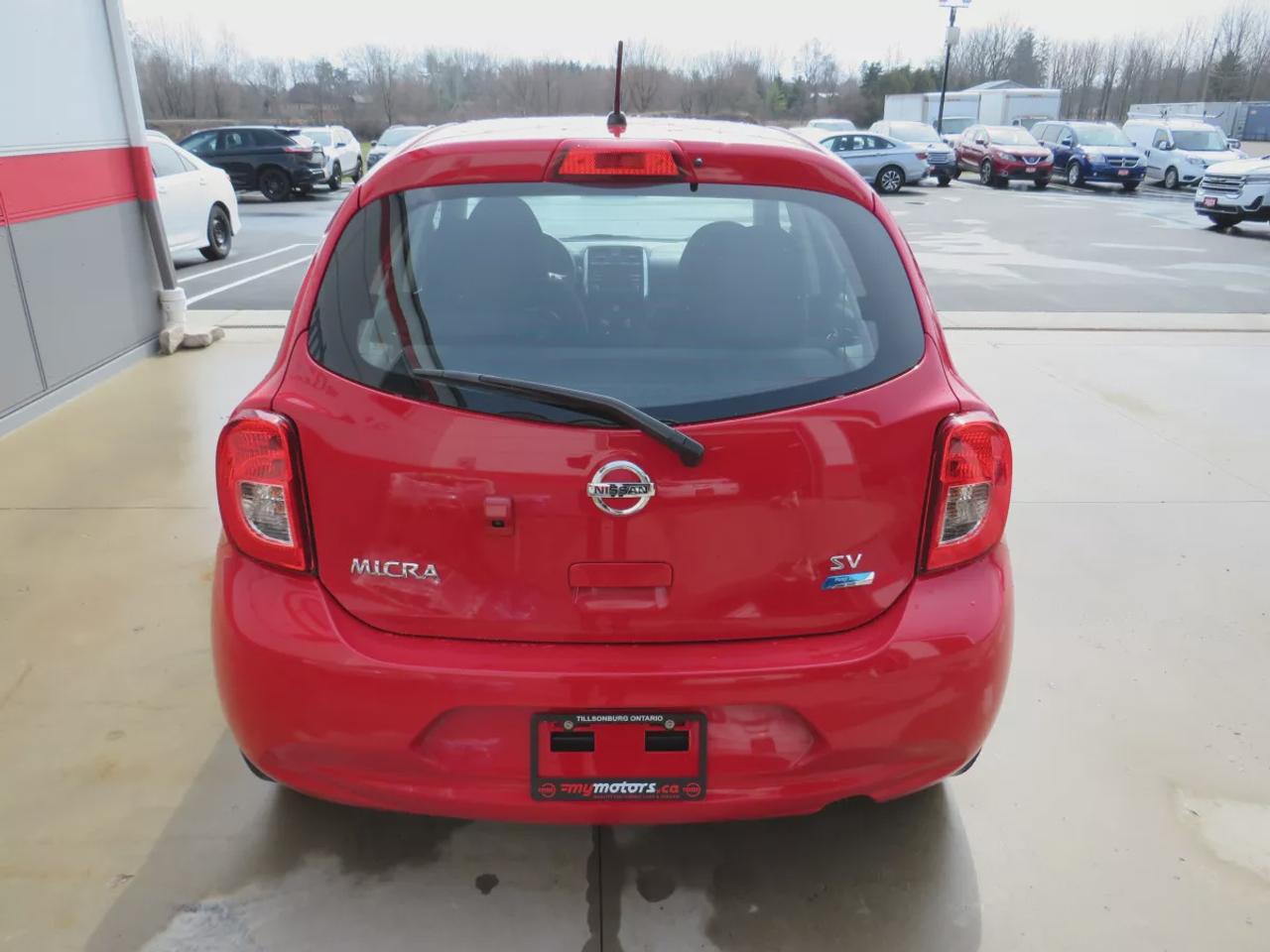 2015 Nissan Micra S Photo