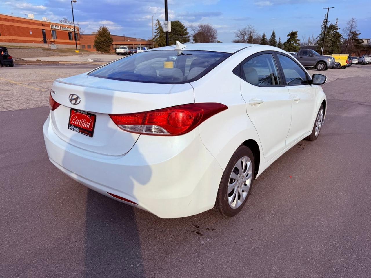 2013 Hyundai Elantra 4dr  Automatic GL *Ltd Avail* Photo3
