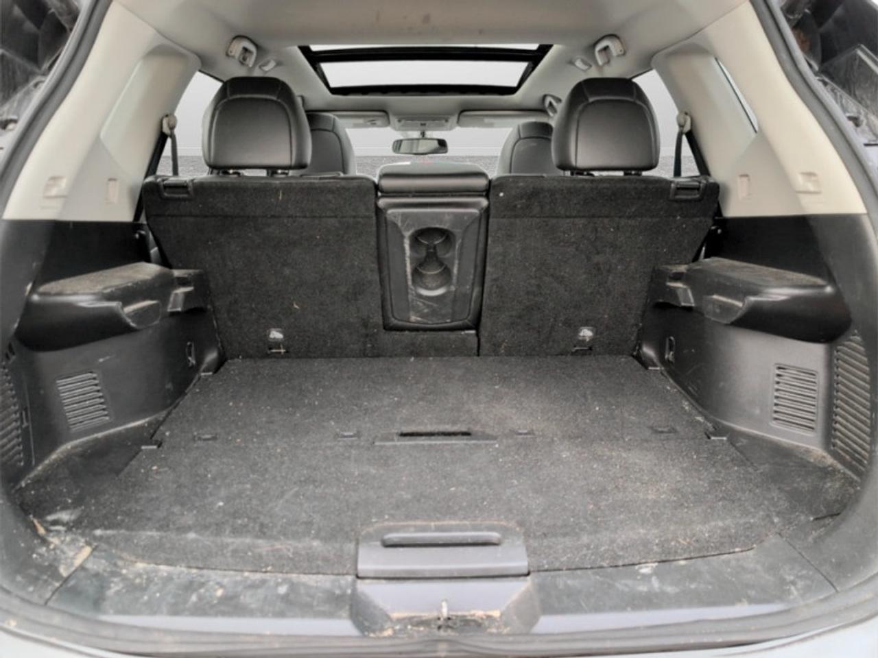 2016 Nissan Rogue SL Photo