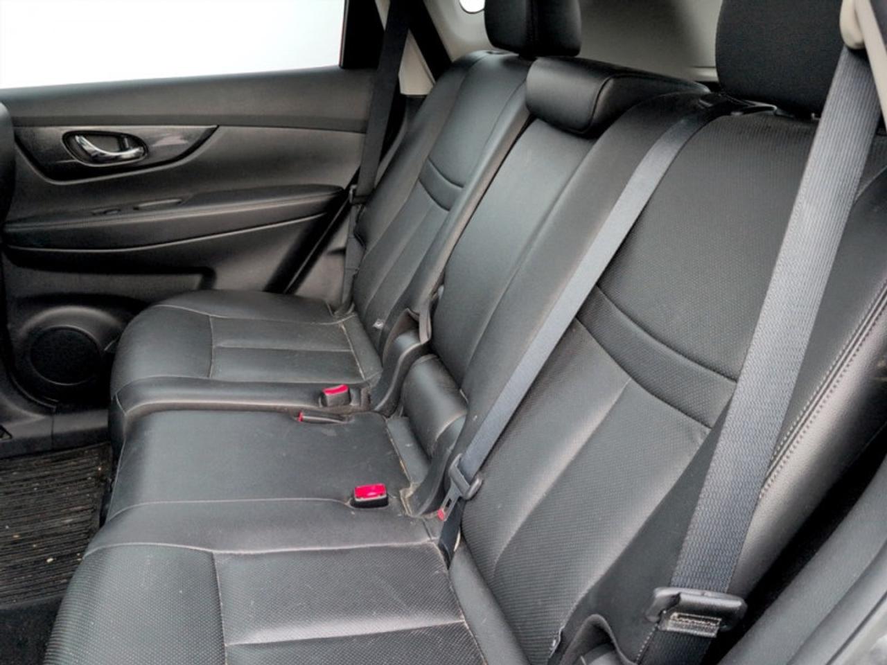 2016 Nissan Rogue SL Photo