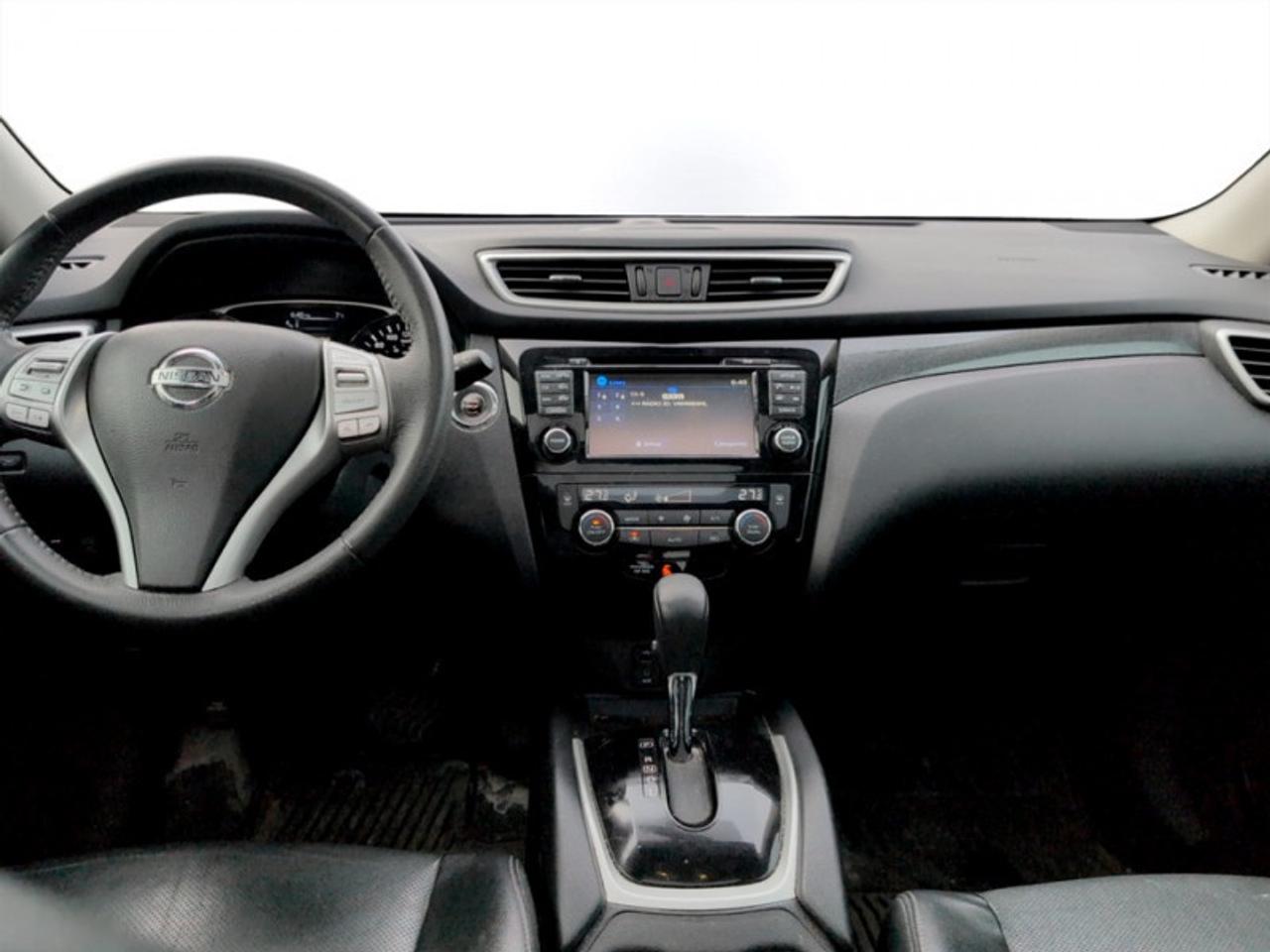 2016 Nissan Rogue SL Photo