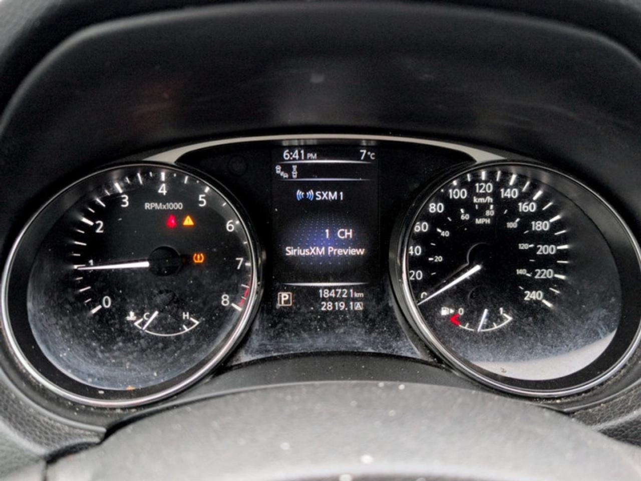 2016 Nissan Rogue SL Photo