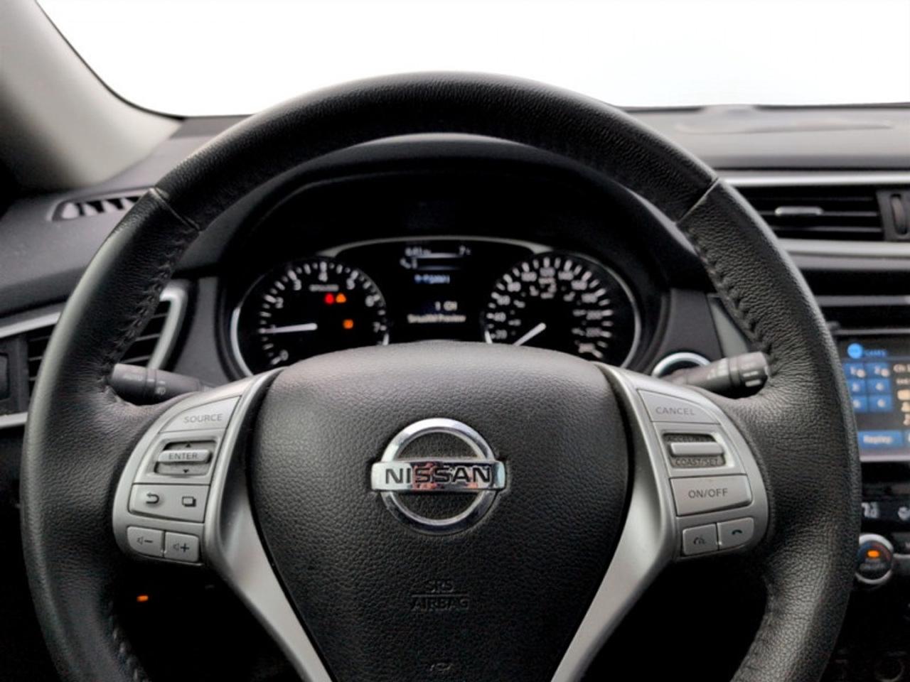 2016 Nissan Rogue SL Photo