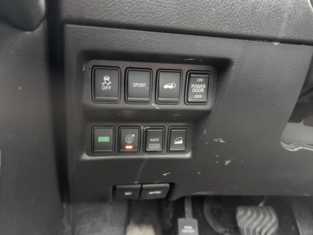 2016 Nissan Rogue SL Photo