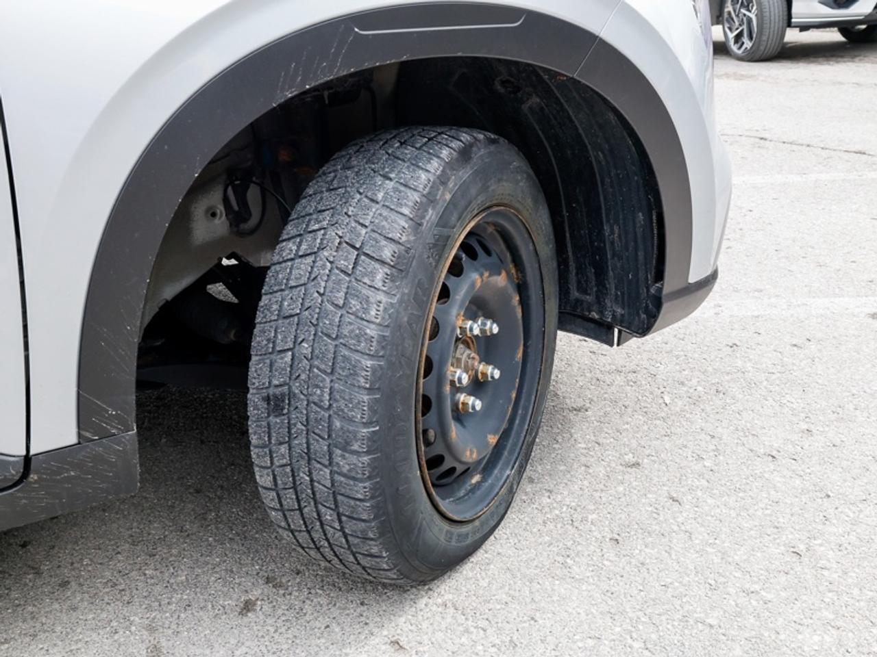 2022 Hyundai Venue Essential  - Heated Seats -  Android Auto - $106 B/W Photo