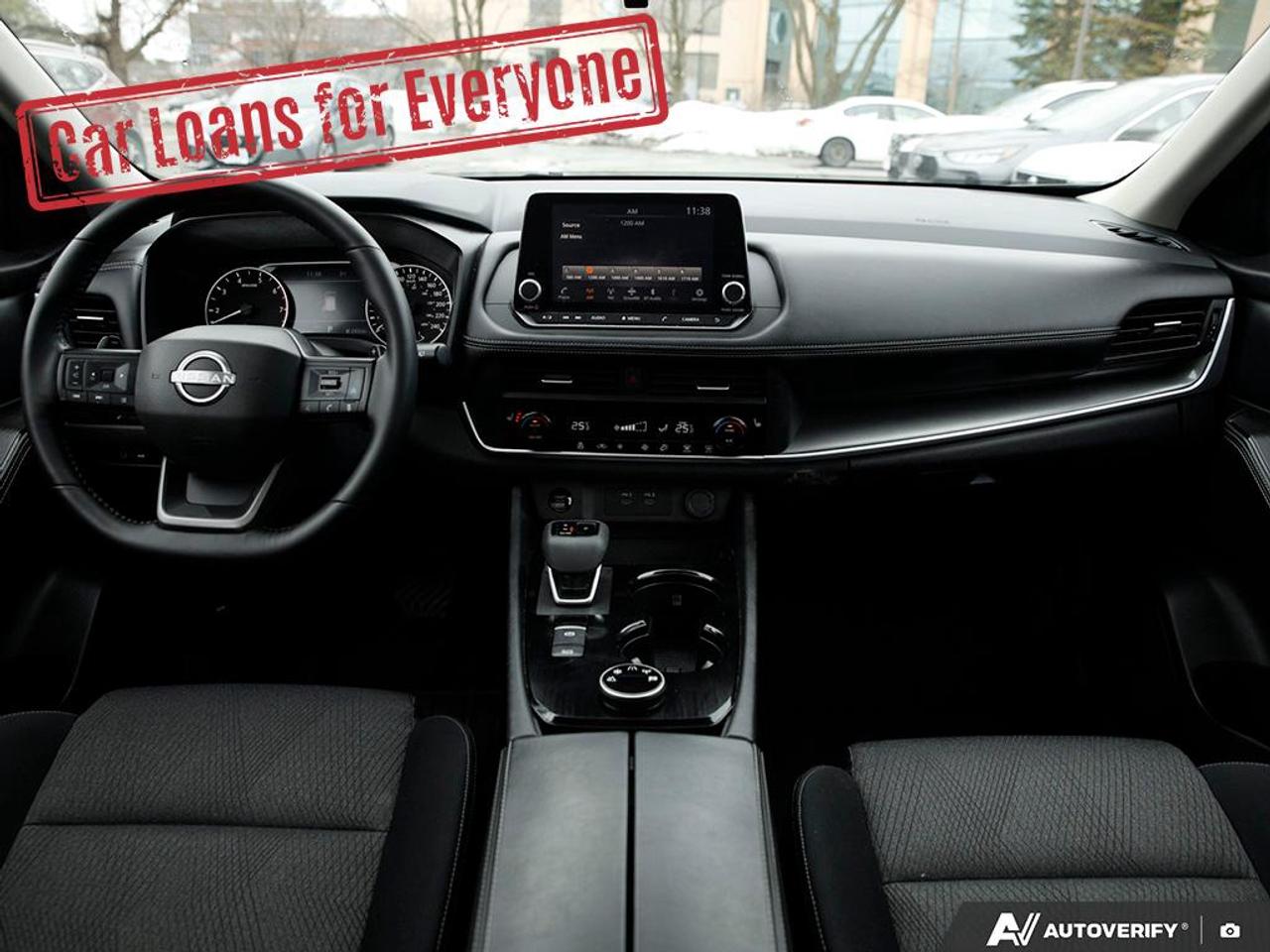 2025 Nissan Rogue SV MOONROOF