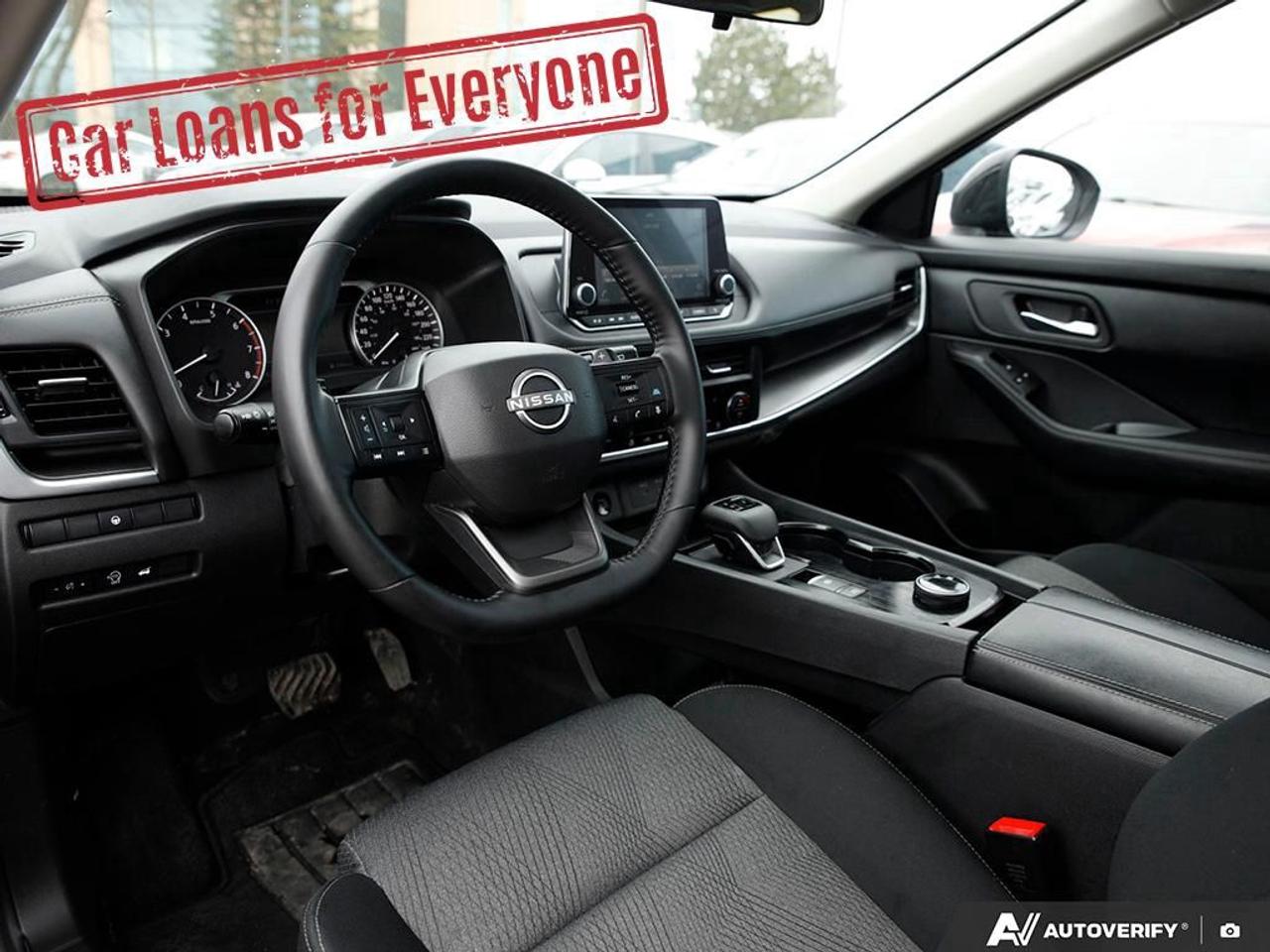 2025 Nissan Rogue SV MOONROOF Photo