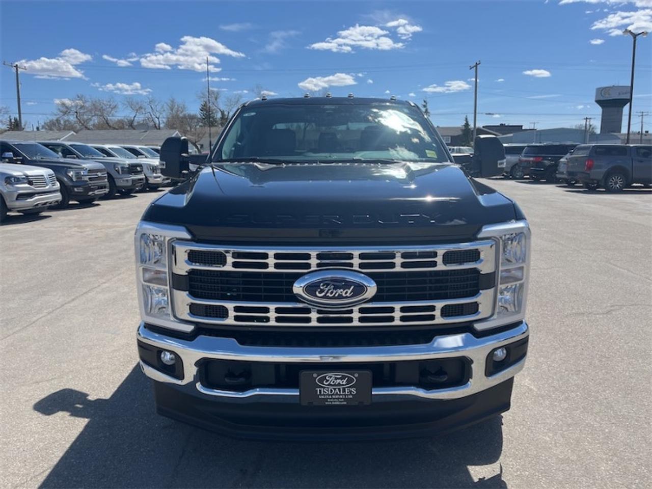 2026 Ford F-350 Super Duty XLT  - Running Boards Photo3