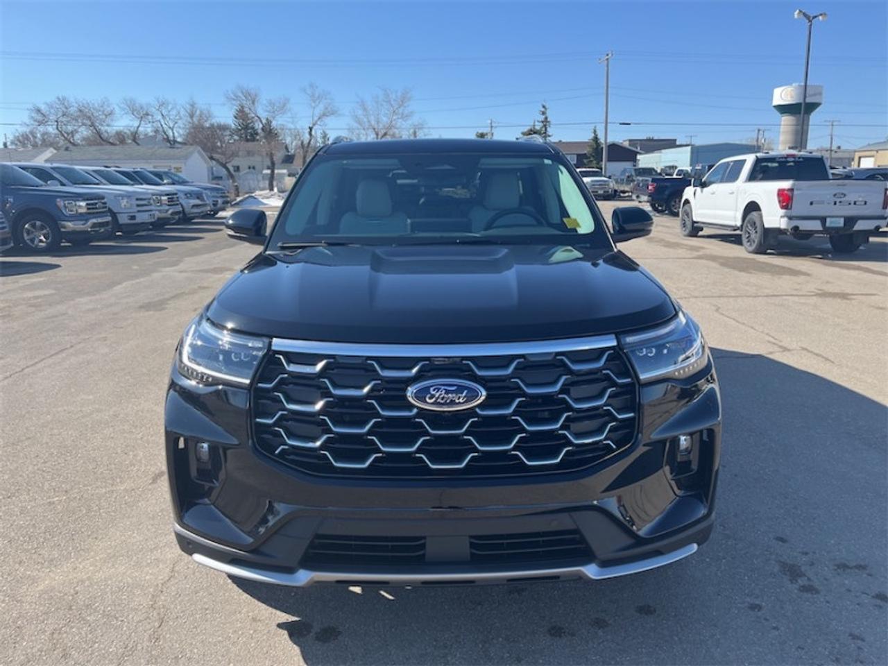 2026 Ford Explorer Platinum  - Leather Package Photo3