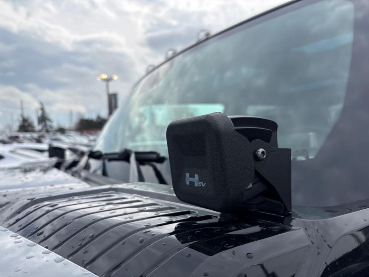 2024 GMC HUMMER EV Pickup 2X  - Low Mileage Photo
