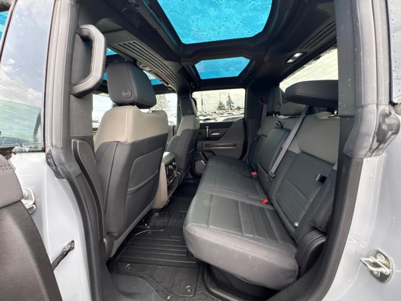 2024 GMC HUMMER EV Pickup 2X  - Low Mileage Photo