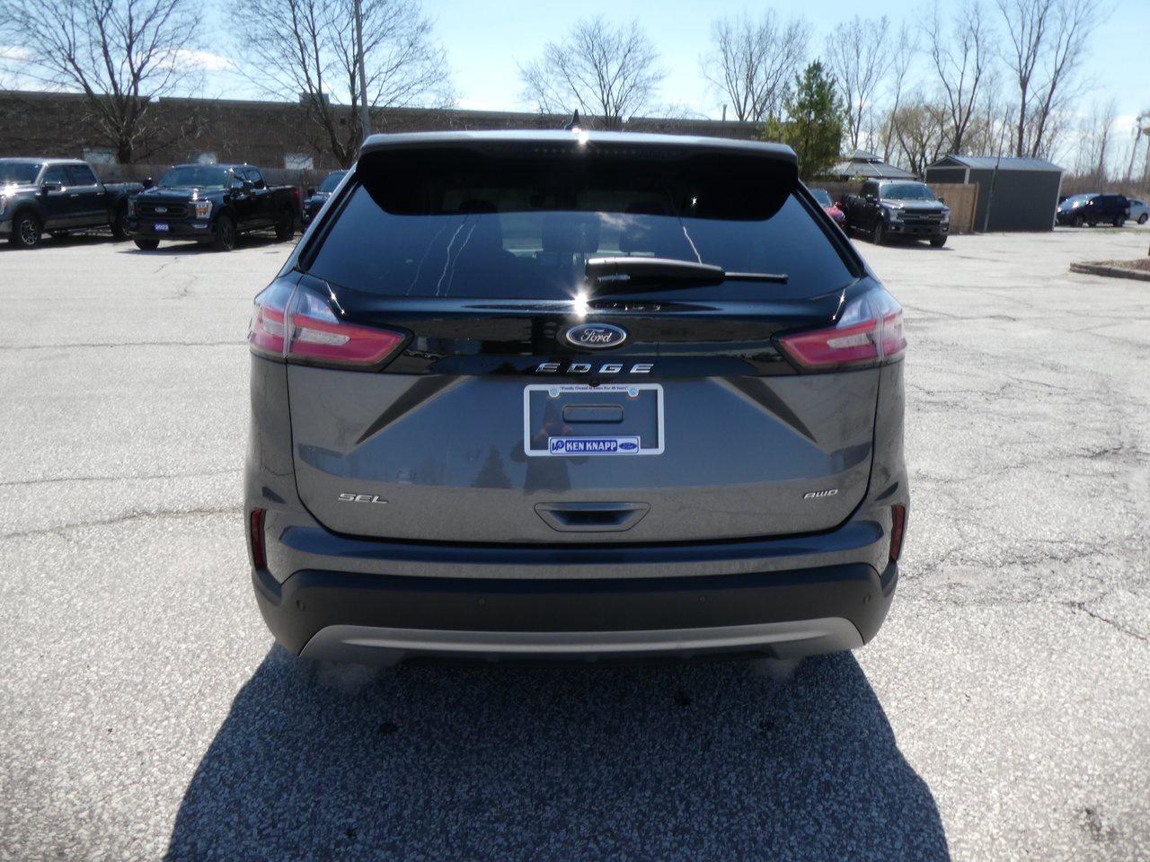 2024 Ford Edge SEL | Heated Seats | Backup Cam | Nav | Photo3