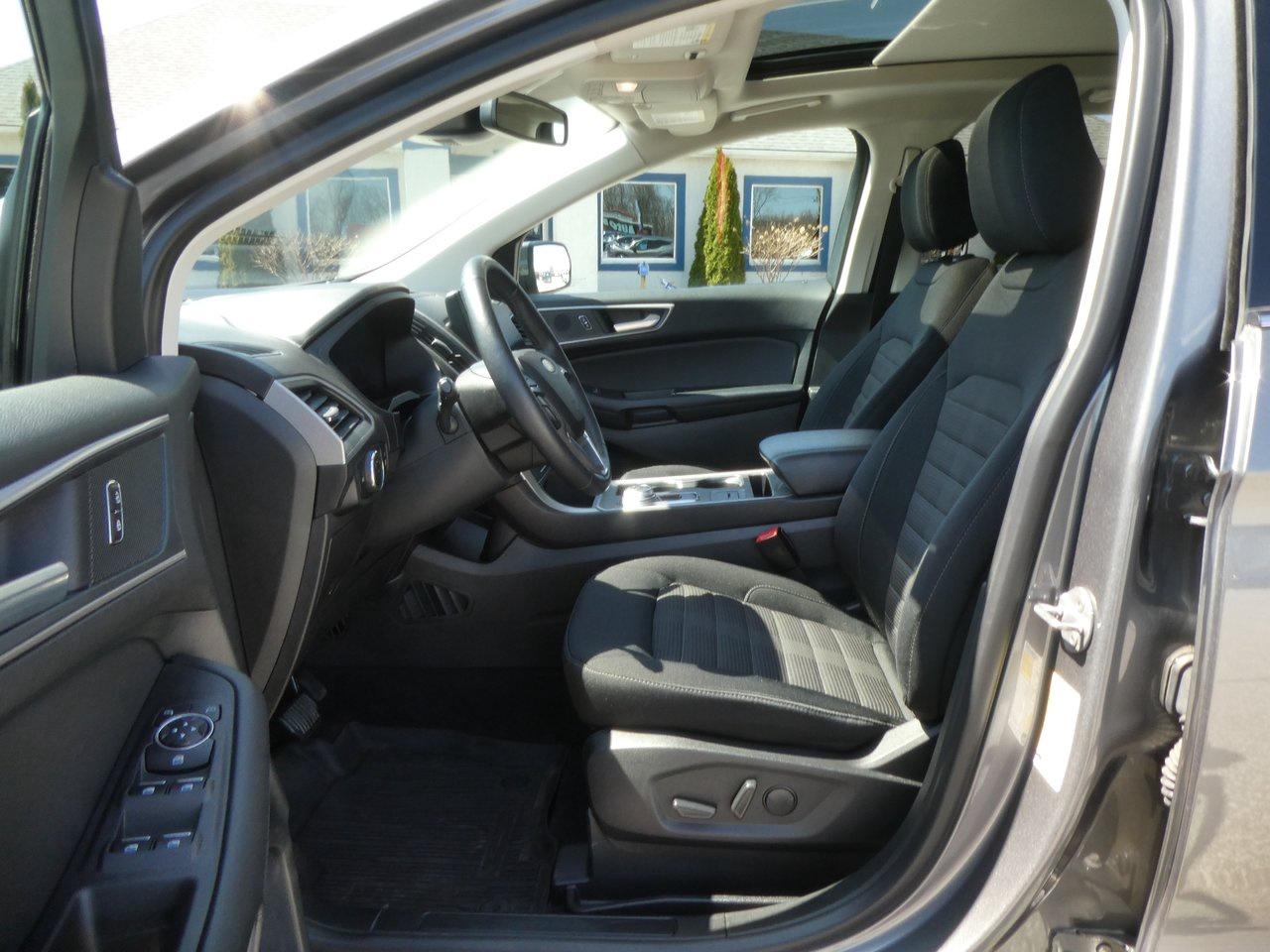 2024 Ford Edge SEL | Heated Seats | Backup Cam | Nav | Photo