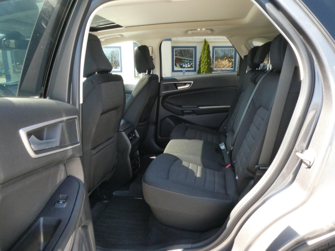 2024 Ford Edge SEL | Heated Seats | Backup Cam | Nav | Photo