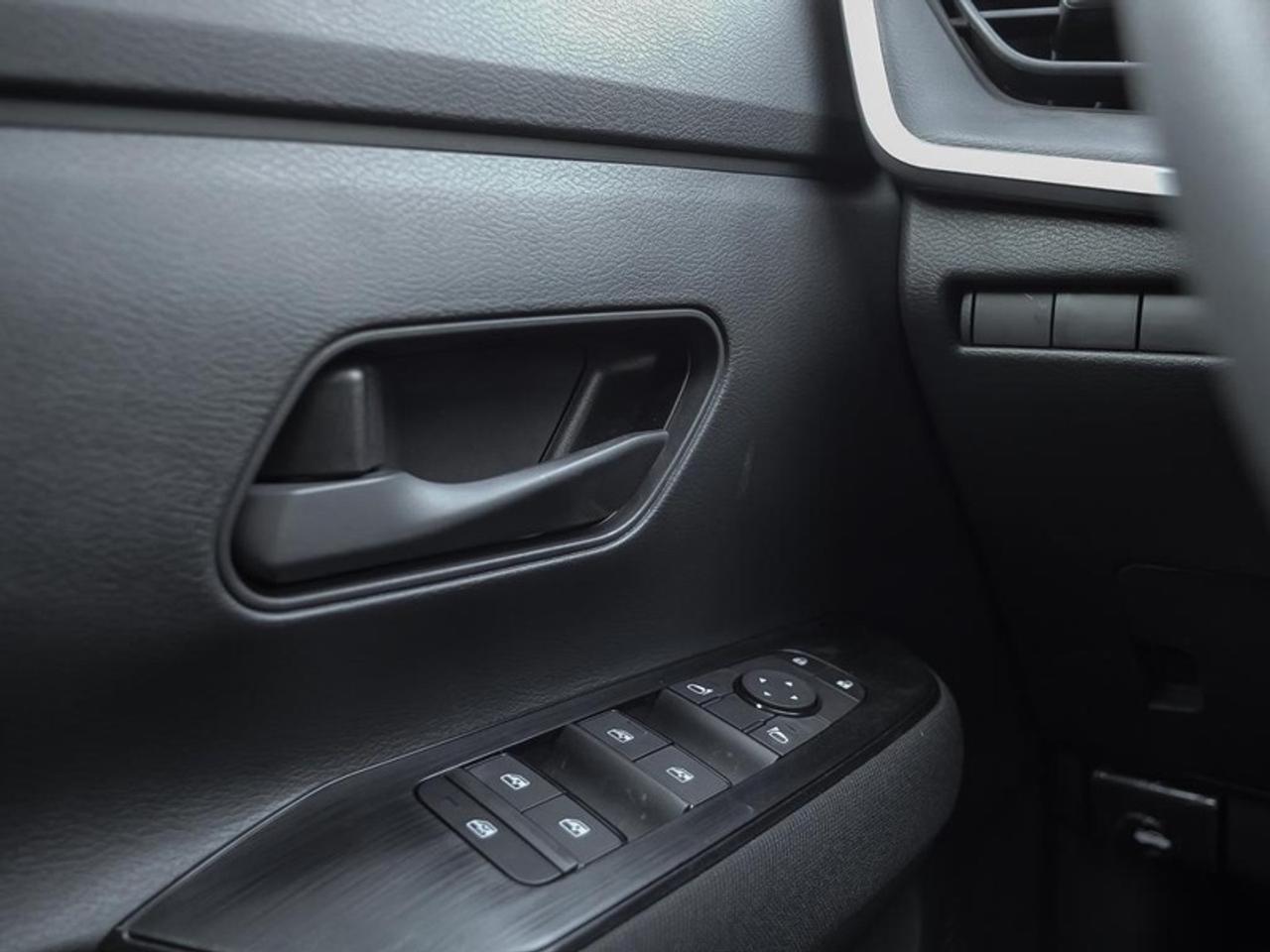 2026 Nissan Kicks S  - Heated Seats Photo