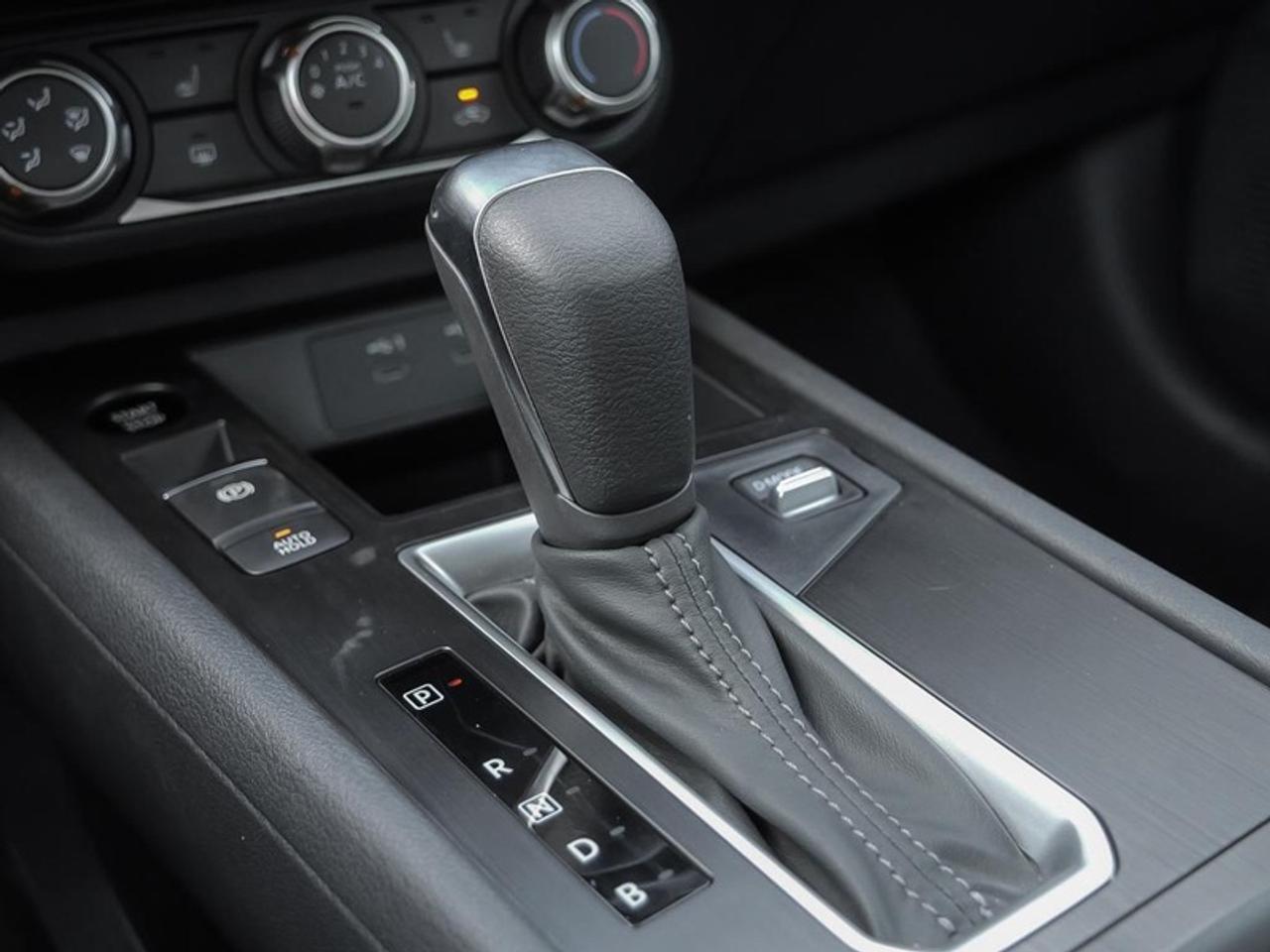 2026 Nissan Kicks S  - Heated Seats Photo